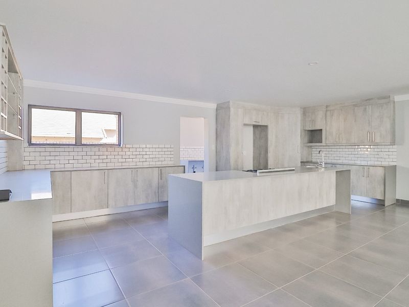 24/7 Security - Photo 6