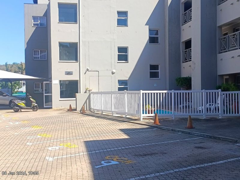 By Appointment Only: Top-Floor Sea View Apartment | Secure Boland Park Villa | Walk to Diaz & Santos Beach - Photo 6