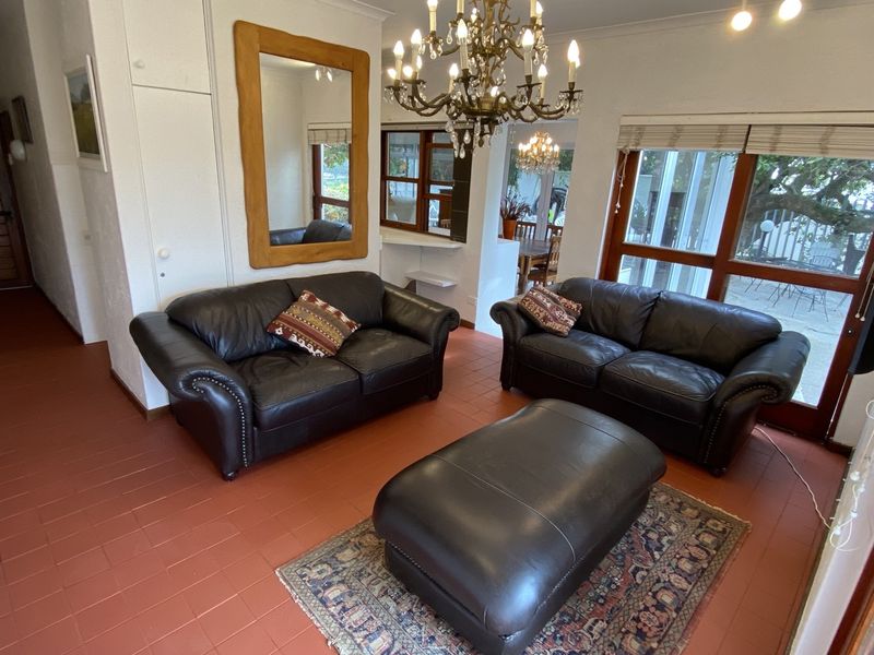 This property is ideally positioned in a prime location, offering a tranquil and peaceful living environment - Photo 8