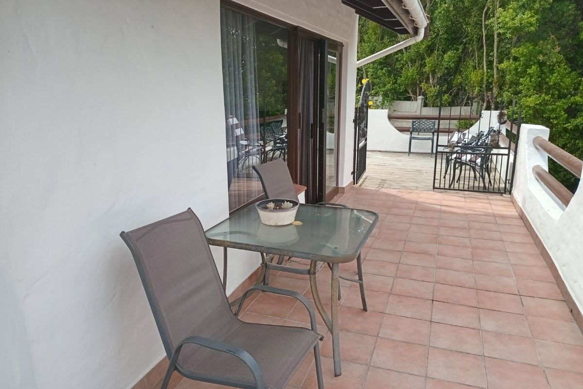 1 Bedroom Flatlet with Private Deck and Garden in Upper Old Place - Photo 3