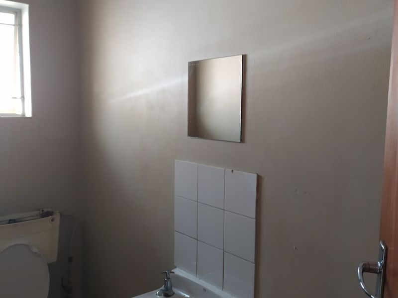 GREAT INVESTMENT FOR SALE KLERKSDORP CENTRAL  - Photo 8