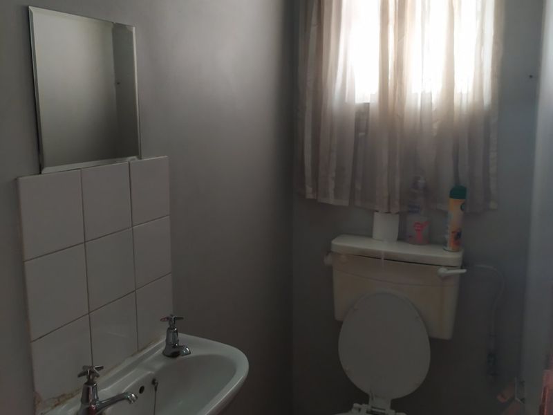 GREAT INVESTMENT FOR SALE KLERKSDORP CENTRAL  - Photo 7