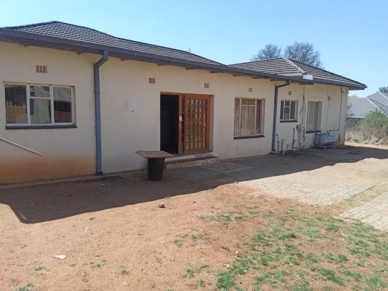 4 bedroom house for sale in Oudorp. - Photo 6