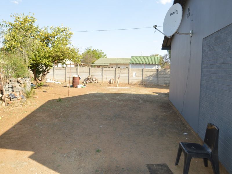 1 Bedroom semi-detached unit for sale in Randlespark. - Photo 3