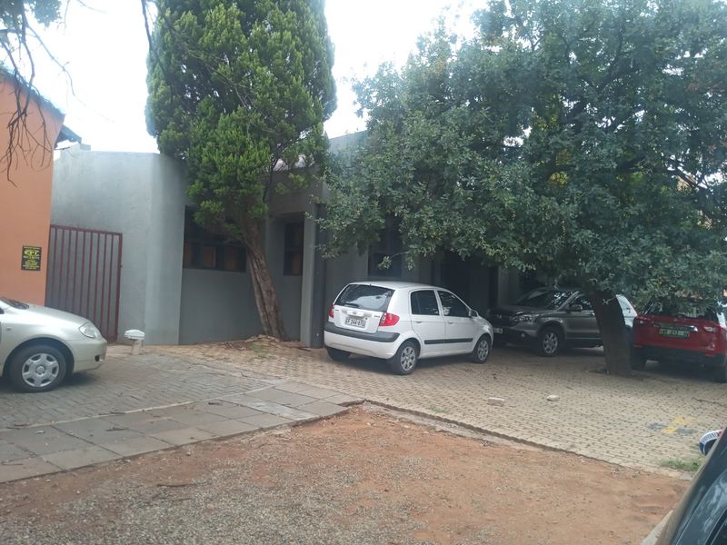 PRICED TO GO  - Photo 2