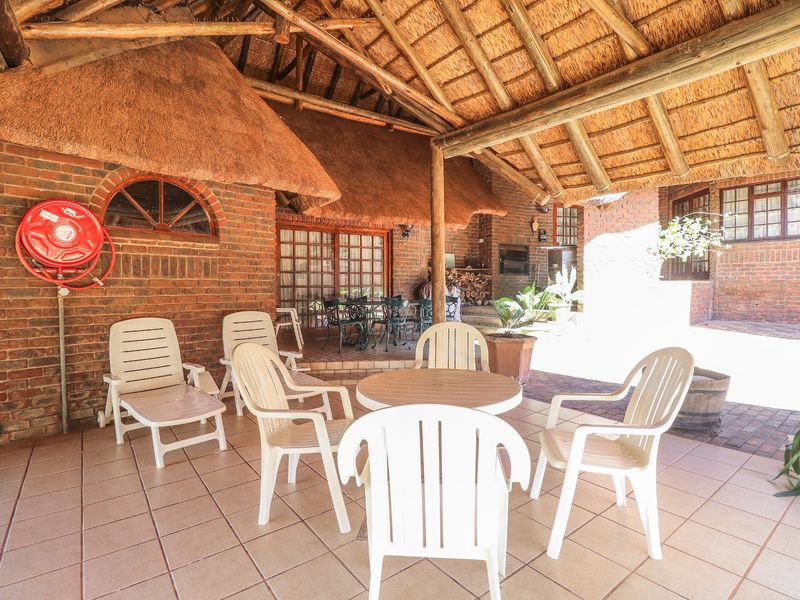 5 Bedroom house for sale in Doringkruin - Photo 7