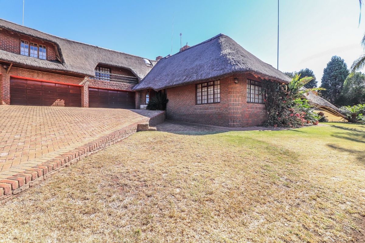 5 Bedroom house for sale in Doringkruin - Photo 3