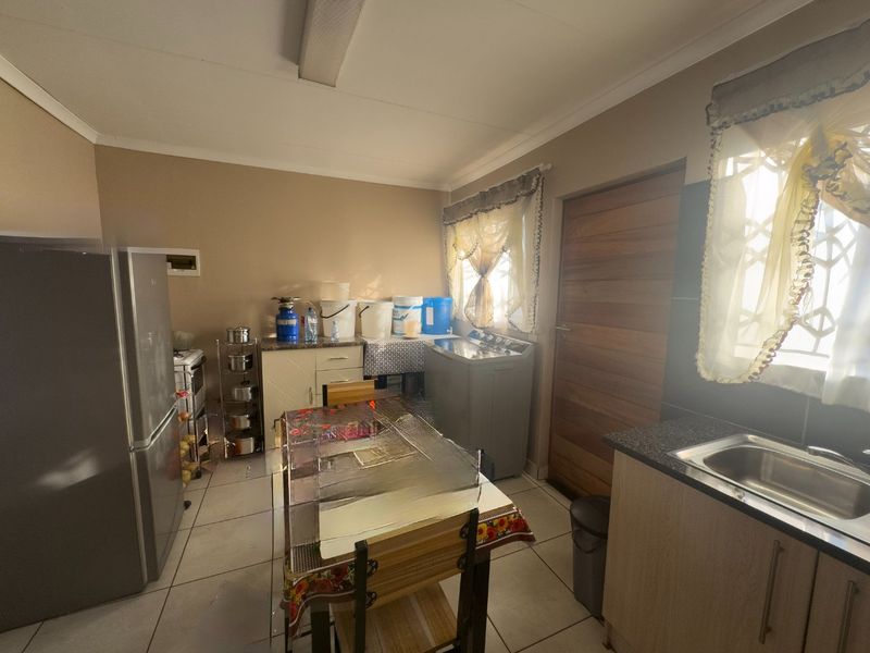 Priced to go - Photo 4