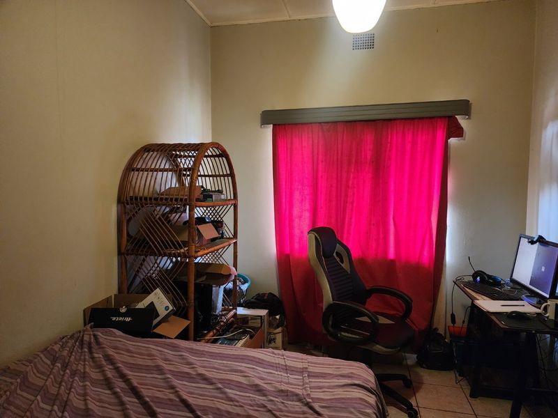 2 Bedroom Apartment in Wilkeville - Photo 9