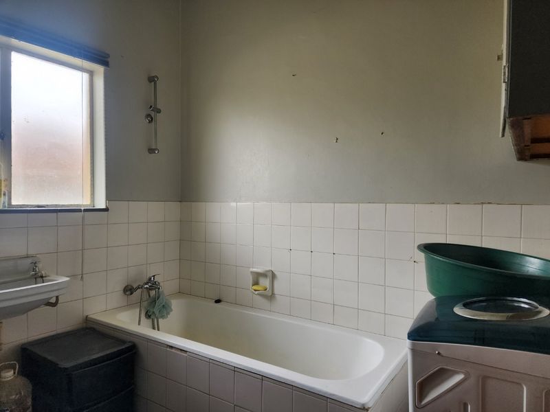 2 Bedroom Apartment in Wilkeville - Photo 6