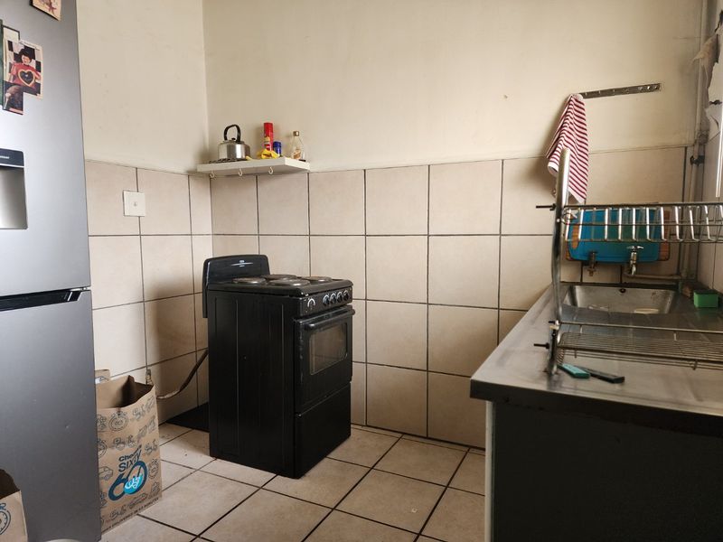 2 Bedroom Apartment in Wilkeville - Photo 3