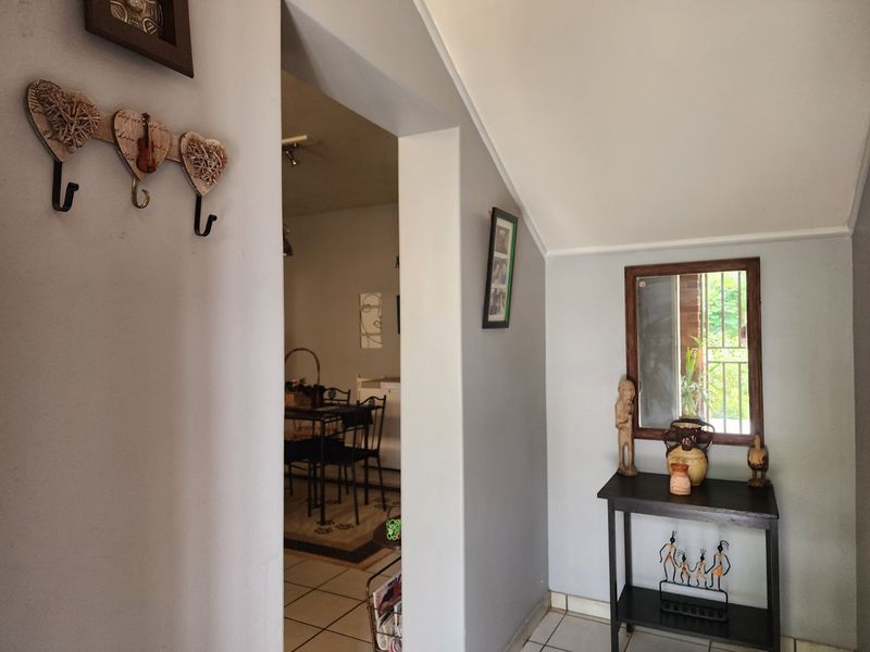 2 Bedroom Apartment in Wilkeville - Photo 4