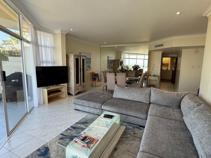 To let in Umhlanga, Exclusive fully furnished 3 bedroom apartment with stunning ocean views. - Photo 6