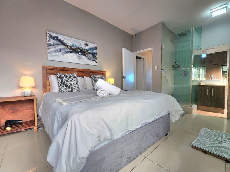 Umdloti Beachfront - beautiful 3 bedroom apartment in a great location - available 1st of February - Photo 10