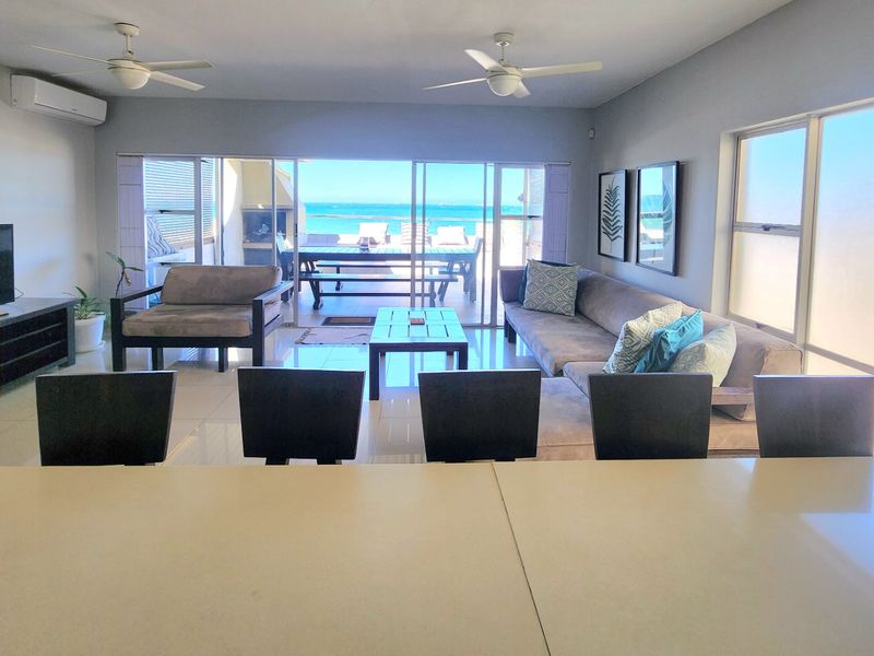 Umdloti Beachfront - beautiful 3 bedroom apartment in a great location - available 1st of February - Photo 2