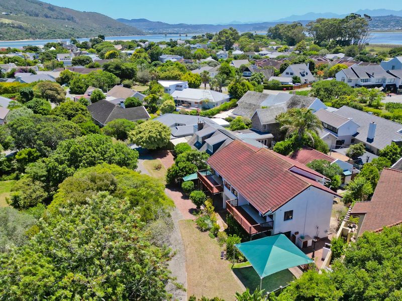 Spacious Family Home on Leisure Isle - Photo 6