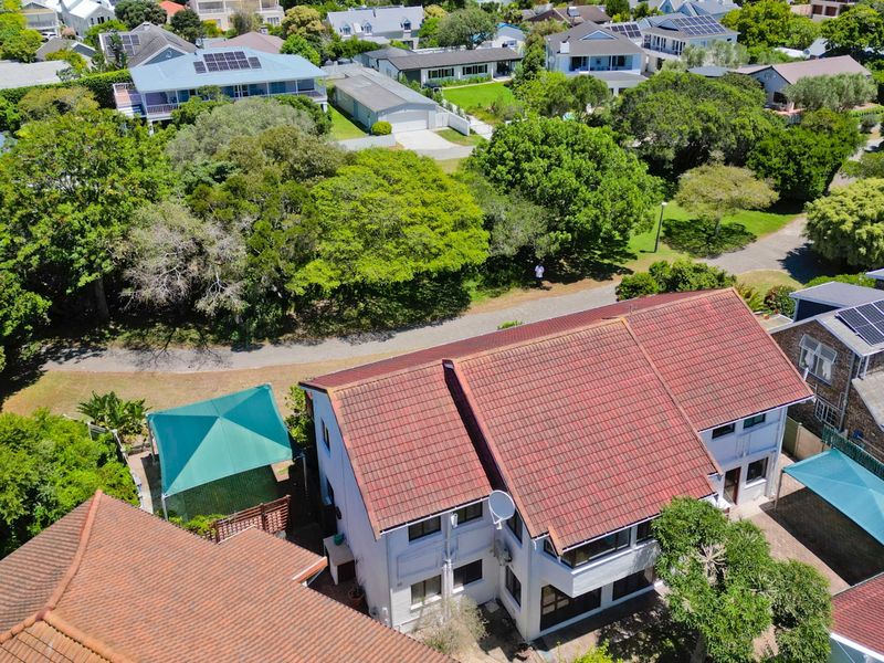 Spacious Family Home on Leisure Isle - Photo 7