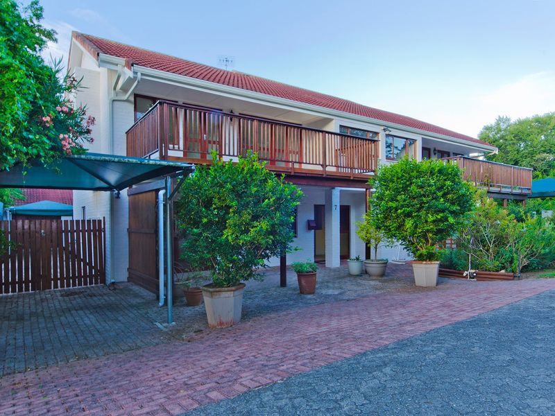 Spacious Family Home on Leisure Isle - Photo 8