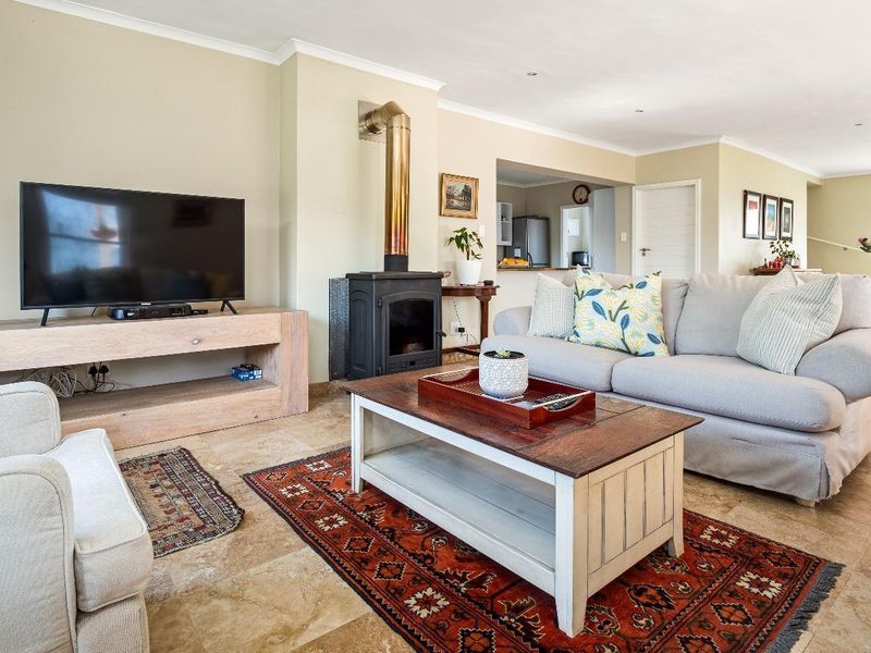 Thesen Island - Furnished 4-Bedroom Home - Photo 8