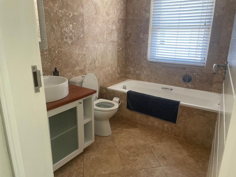 Thesen Island - Furnished 2-Bedroom Apartment - Photo 6