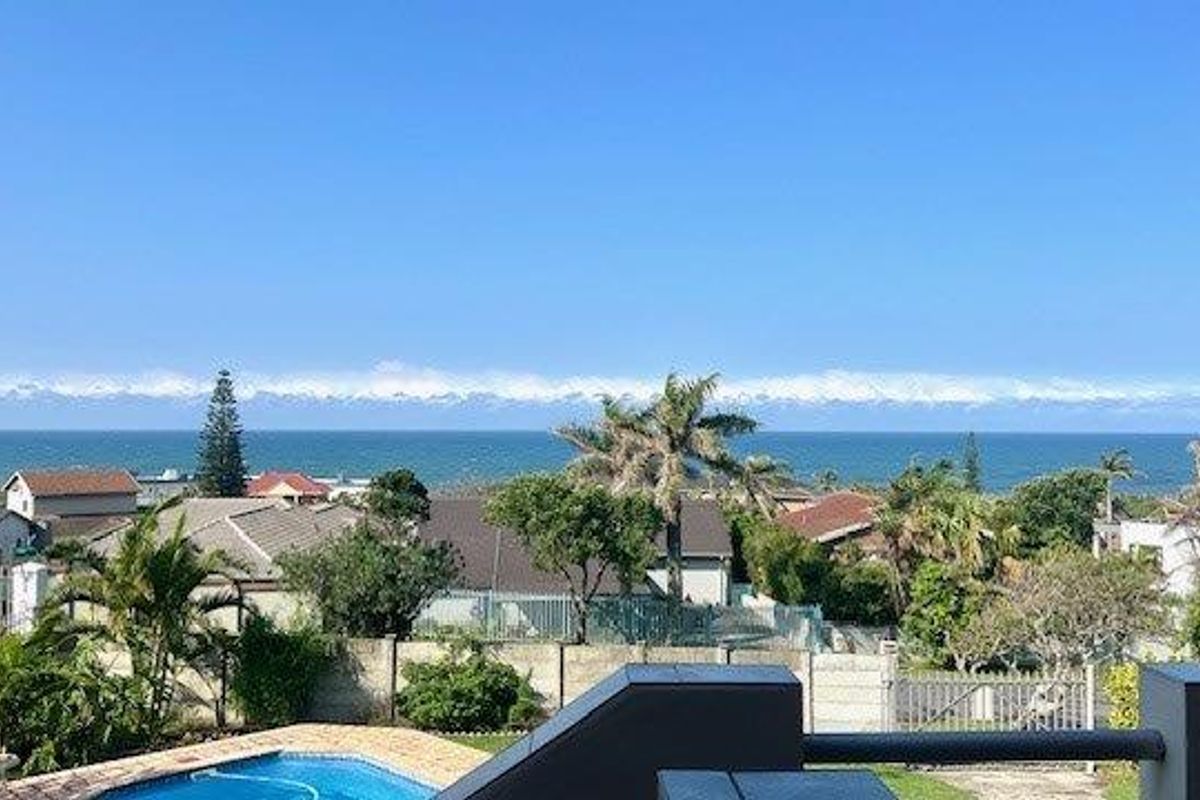 Newly Renovated Home In Uvongo With Sea Views - Photo 2