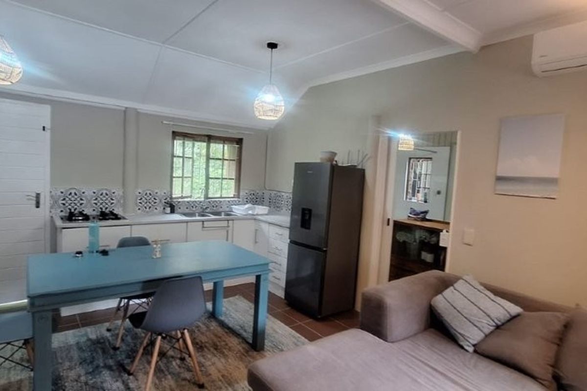 Log Home in Pennington - Photo 5