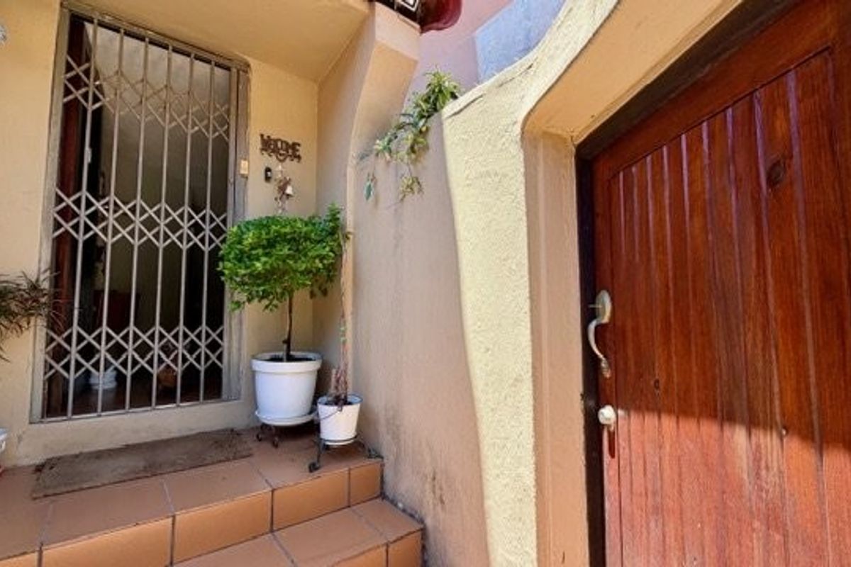 Modern Move-In-Ready Pet-Friendly Duplex – Uvongo - Photo 2