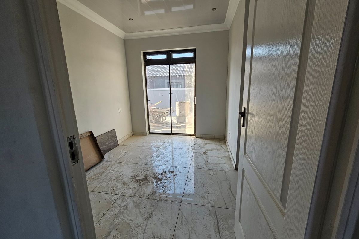 Excellent buy!!  Arcata, Bloemspruit, Bloemfontein - Photo 4