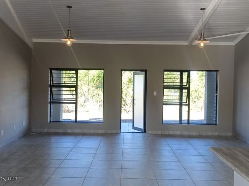 Secure Farm Living Near the Coast | Modern 2-Bedroom Home | Tranquil Lifestyle Close to Gouritsmond - Photo 4