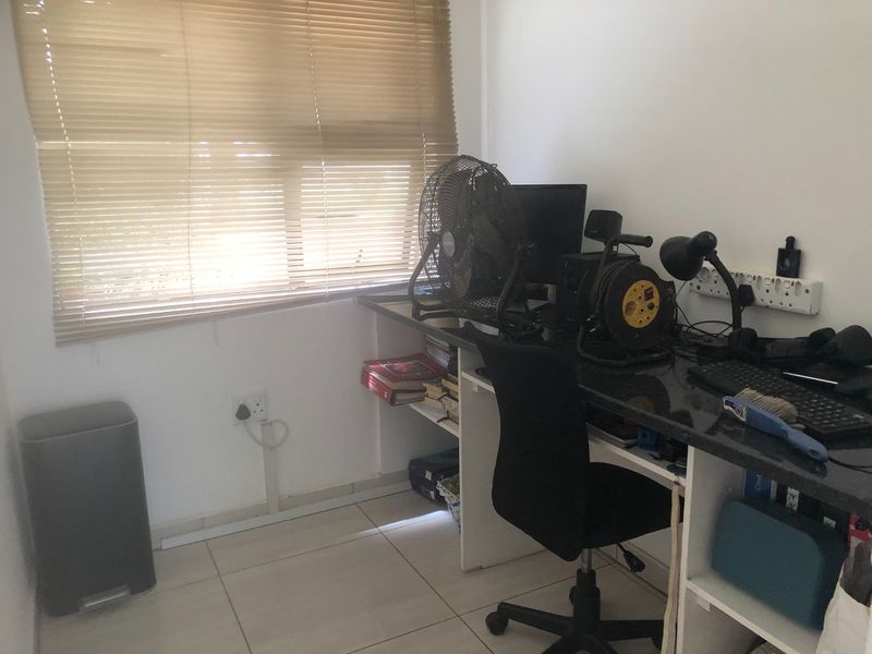 4 Bedroom home on a 2.1 Hectares smallholding situated near tar road in Vanderbijlpark - Photo 9