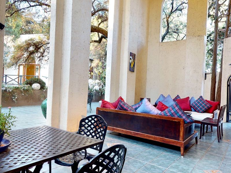 Sophisticated Furnished en-suite bedroom to Let in Bryanston - Photo 7