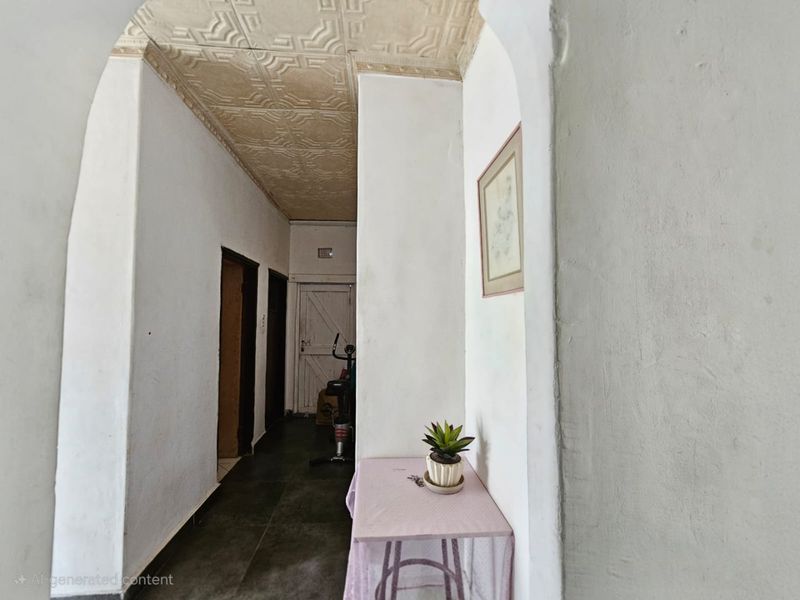 Charming 3-Bedroom, 2 Bathroom house - Photo 9