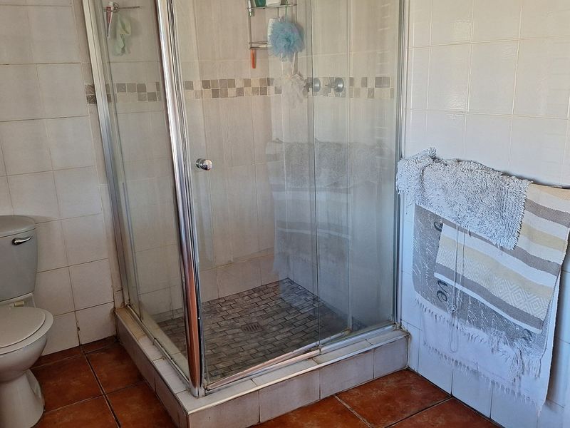 NEAT AS A PIN HOME ON HUGE CORNER PLOT - Photo 8