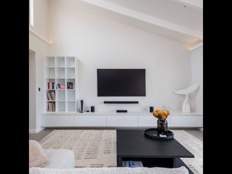 A Masterpiece of Modern Luxury — For the Discerning Buyer - Photo 6