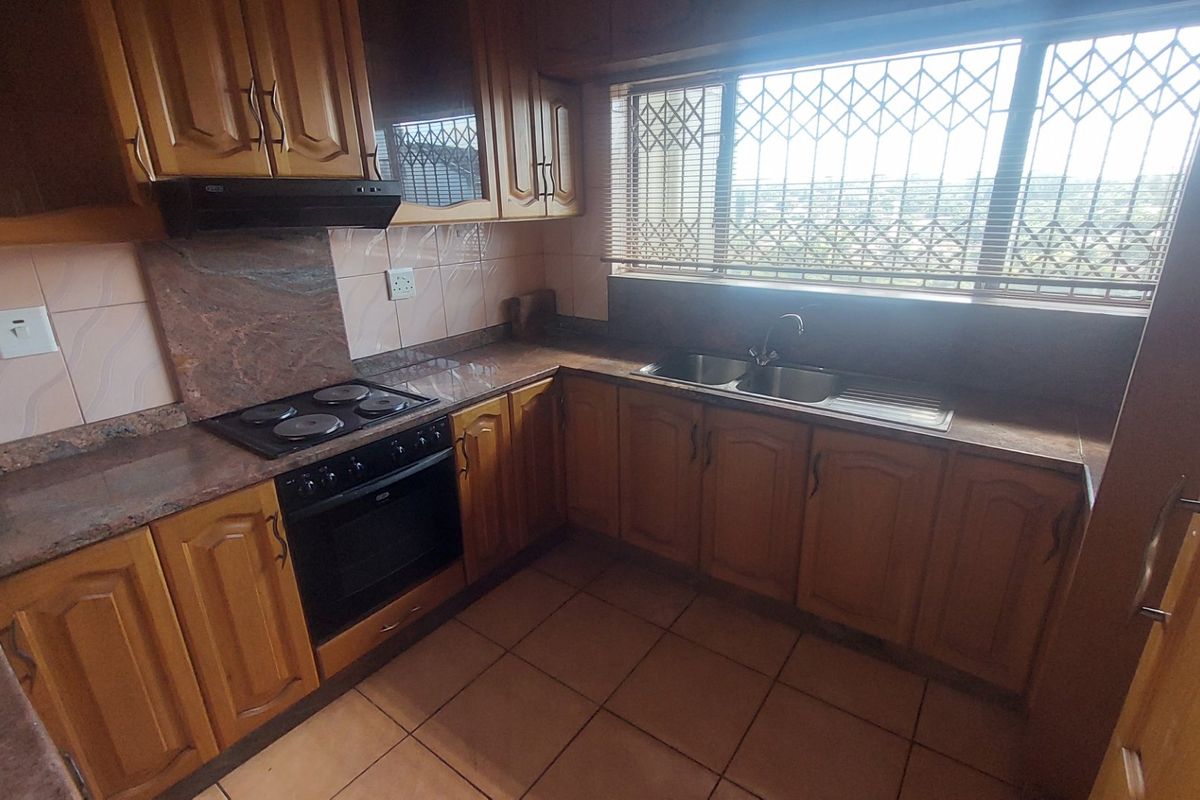 4 Bed House in Umhlatuzana for Sale - Photo 5