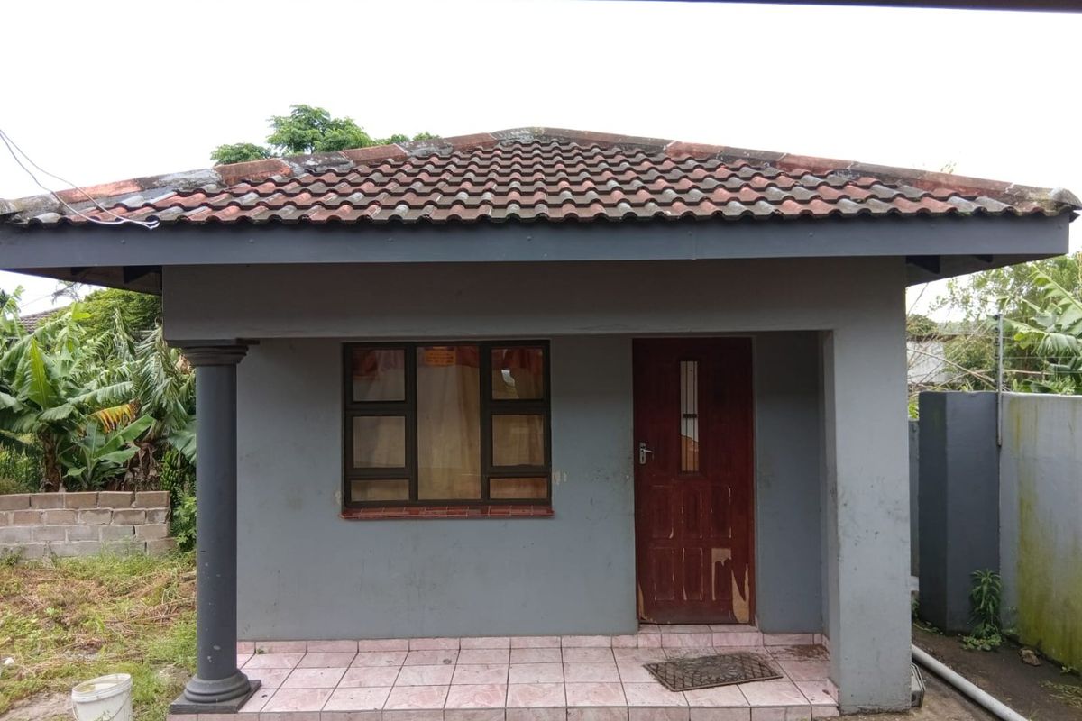 3 Bed House in Esikhawini for Sale - Photo 2