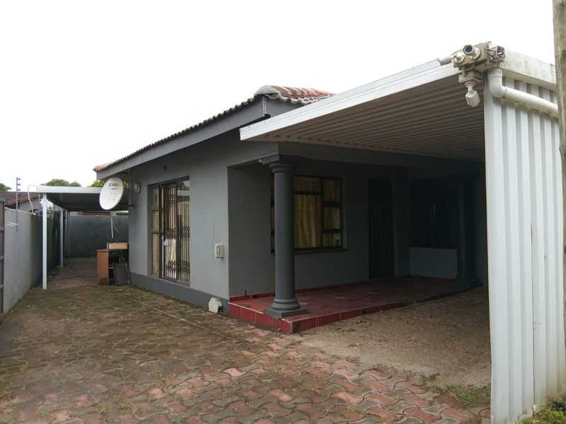 3 Bed House in Esikhawini for Sale - Photo 4