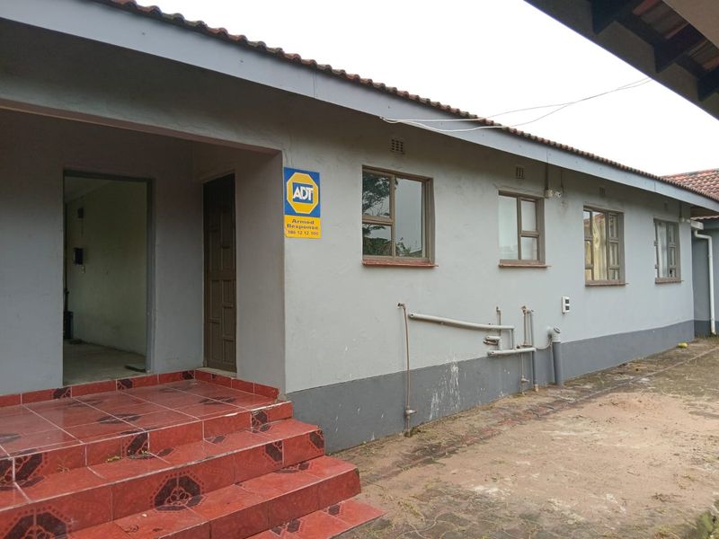 3 Bed House in Esikhawini for Sale - Photo 7
