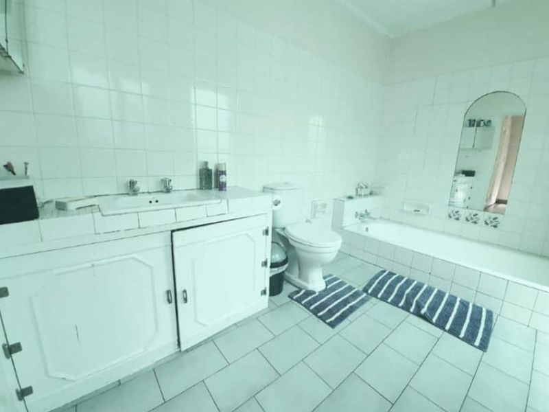 Large Muckleneuk 4 bed House with granny flat in Muckleneuk  - Photo 4