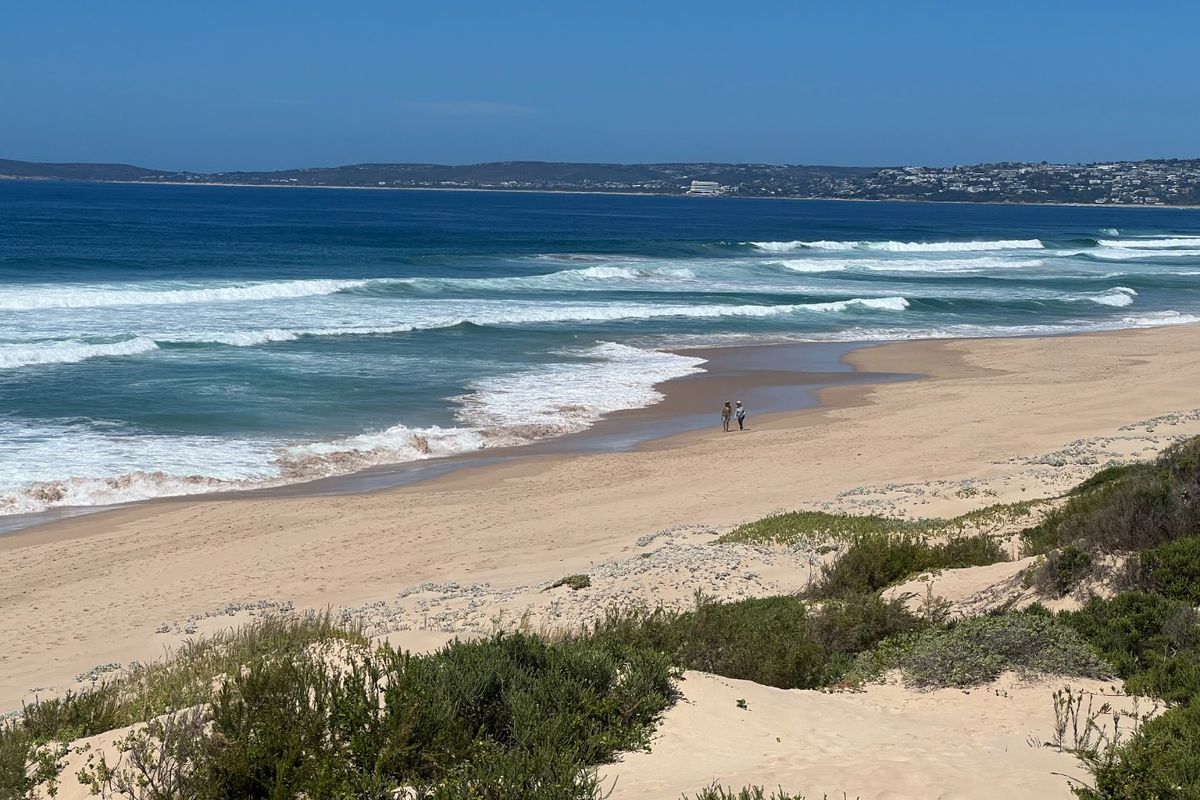 Four-Bedroom Coastal Opportunity in a Prime Estate - Photo 2