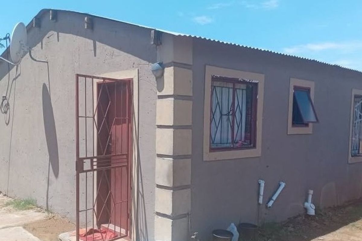 Neat & Affordable 2-Bedroom Home for Sale in Grassland - Photo 4