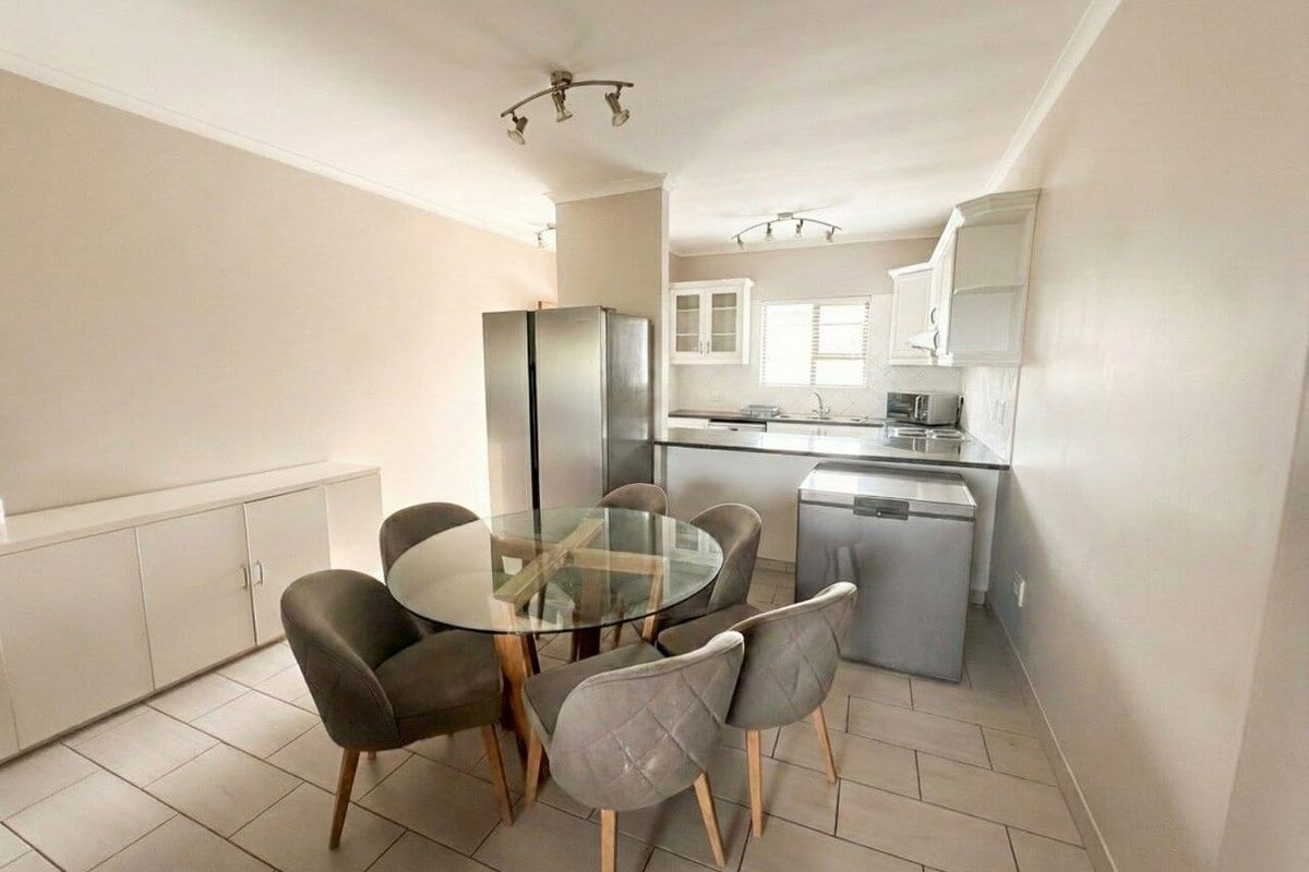 Spacious, Well-Located Family Apartment in Wakenshaw Estate, Ballito - Photo 2