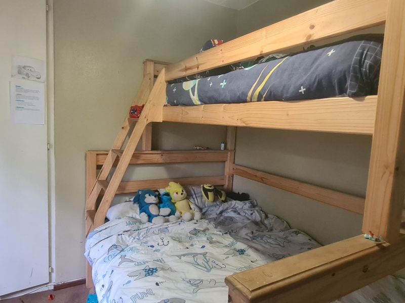 2 bed, 2 bath pet friendly simplex for sale in Jukskei Park - Photo 9