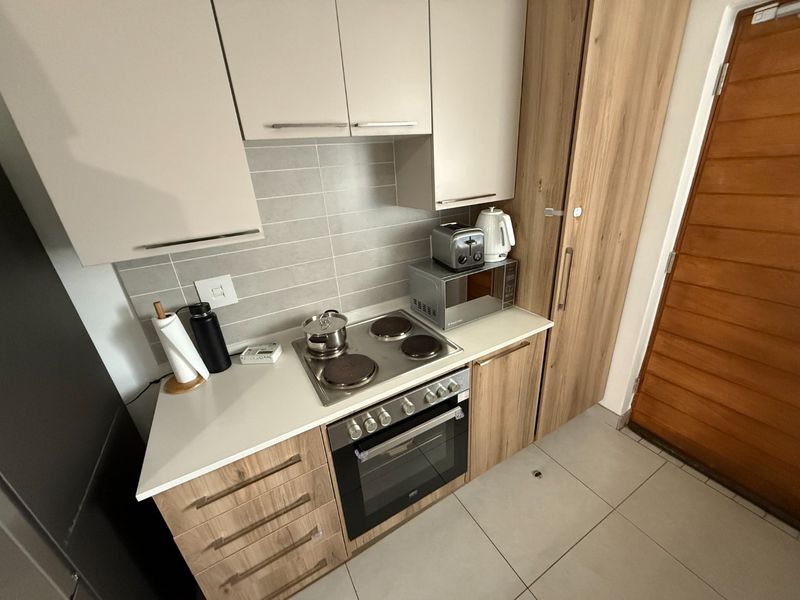 Modern, Secure and Pet Friendly! - Photo 6