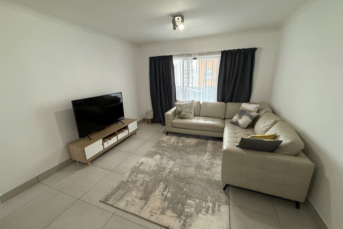 Modern, Secure and Pet Friendly! - Photo 2