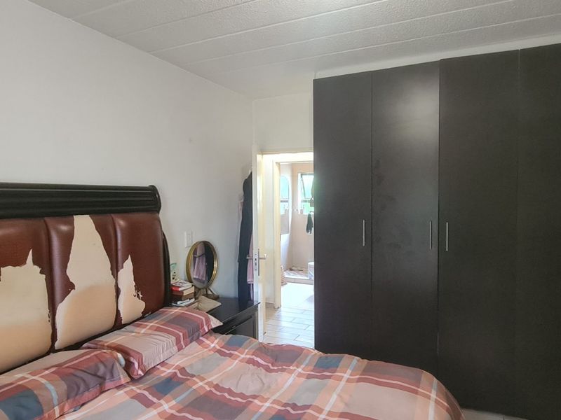 2 bed, 1 bath apartment for sale in Jukskei Park - Photo 8