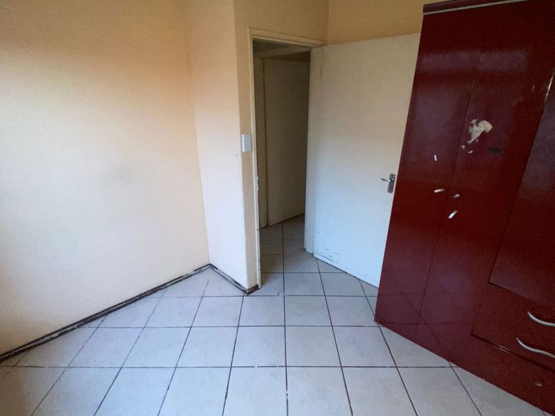 3 Bed 1 bath Estate house  for sale in Clivia Gardens Clayville - Photo 6