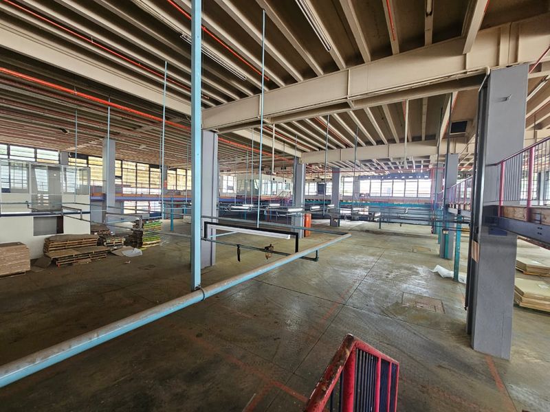 A Massive and Well- Maintained Industrial Warehouse/ Factory for sale in Koedoespoort - Photo 9