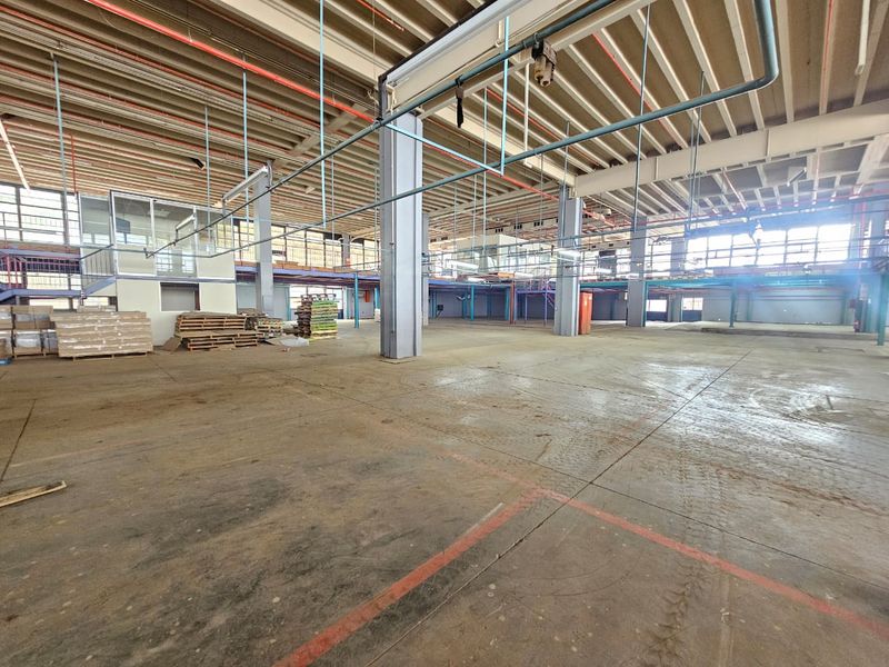 A Massive and Well- Maintained Industrial Warehouse/ Factory for sale in Koedoespoort - Photo 7