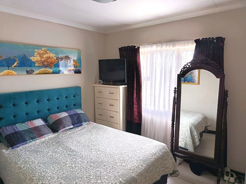 A true gem, ready to welcome its new owner. - Photo 5